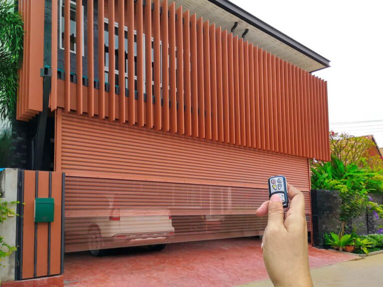 Garage Door Repair Service Costs in South Park, Seattle